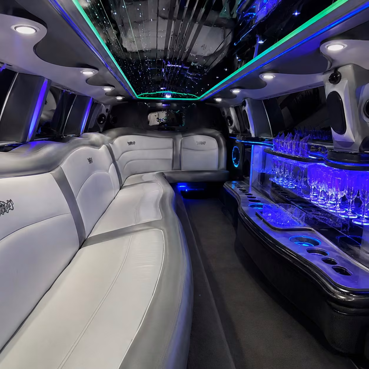 chrysler 300 limo interior